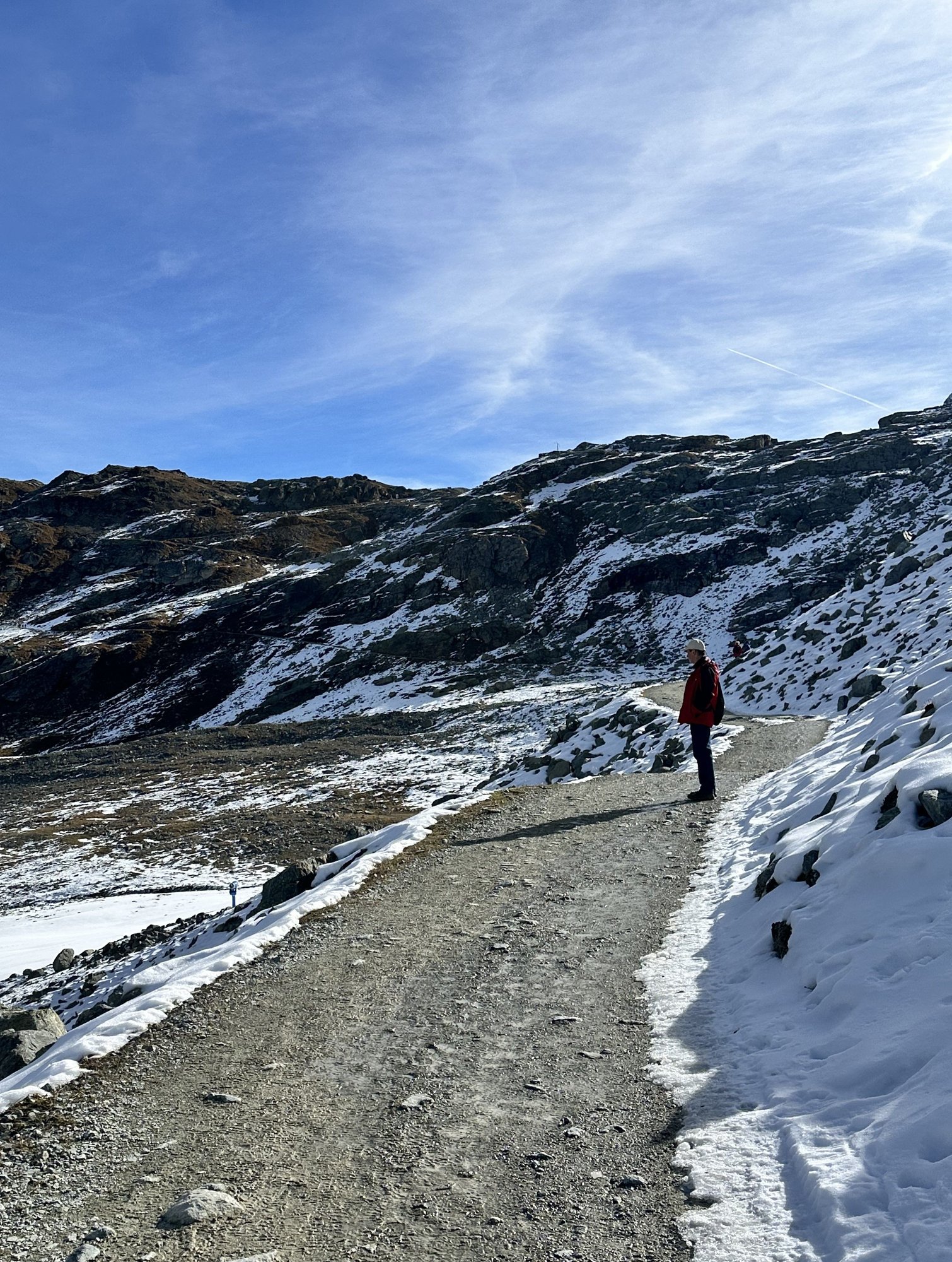 Walking to Fuorcla Surlej