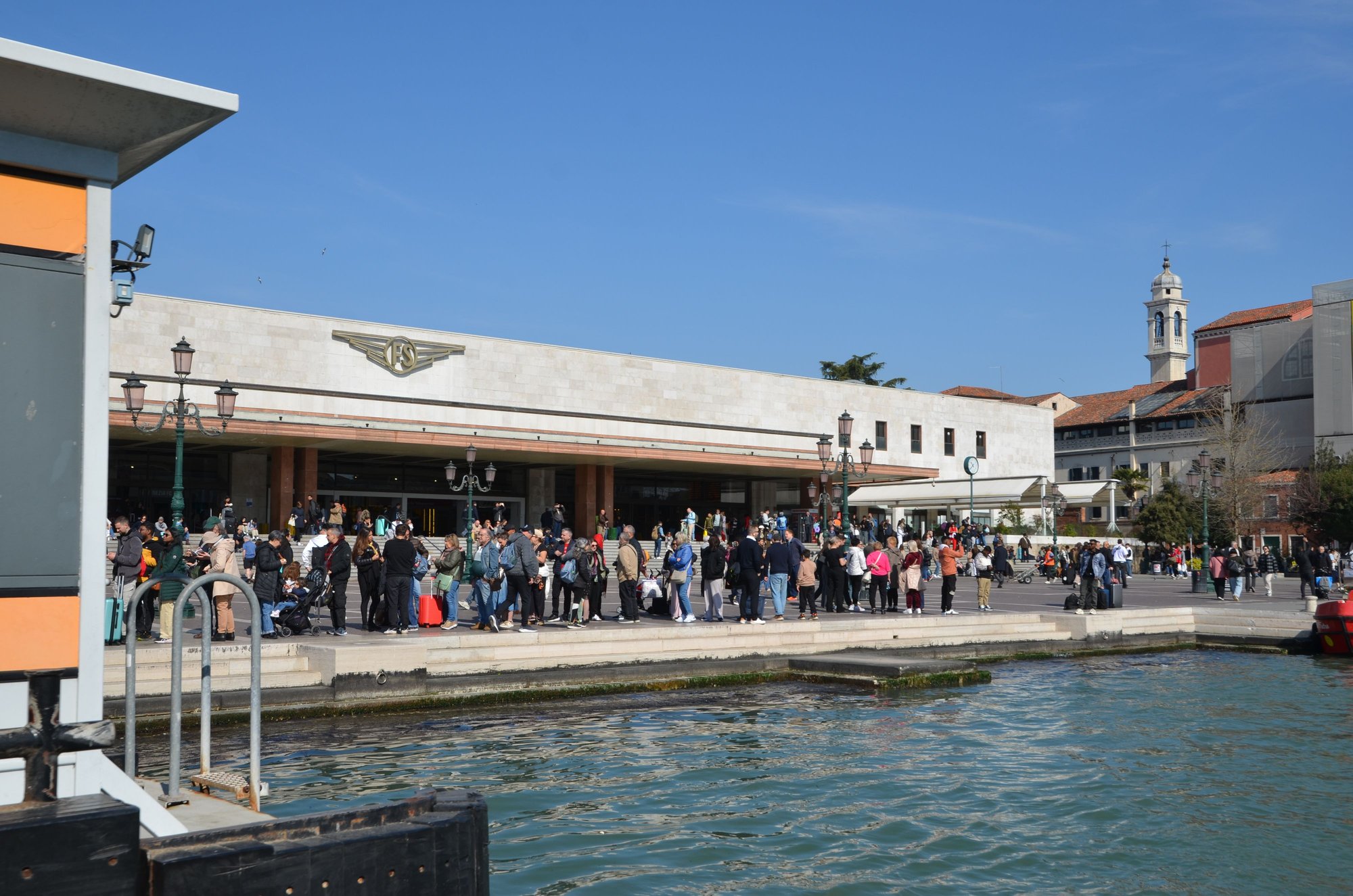 train station Santa Lucia