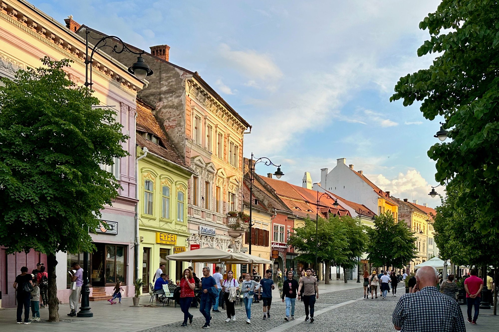 Meeting HE Ambassador Luminita Odobescu, Presidential Counsellor for  European Affairs - Embassy of the Sovereign Order of Malta to Romania, image size:2000x1333