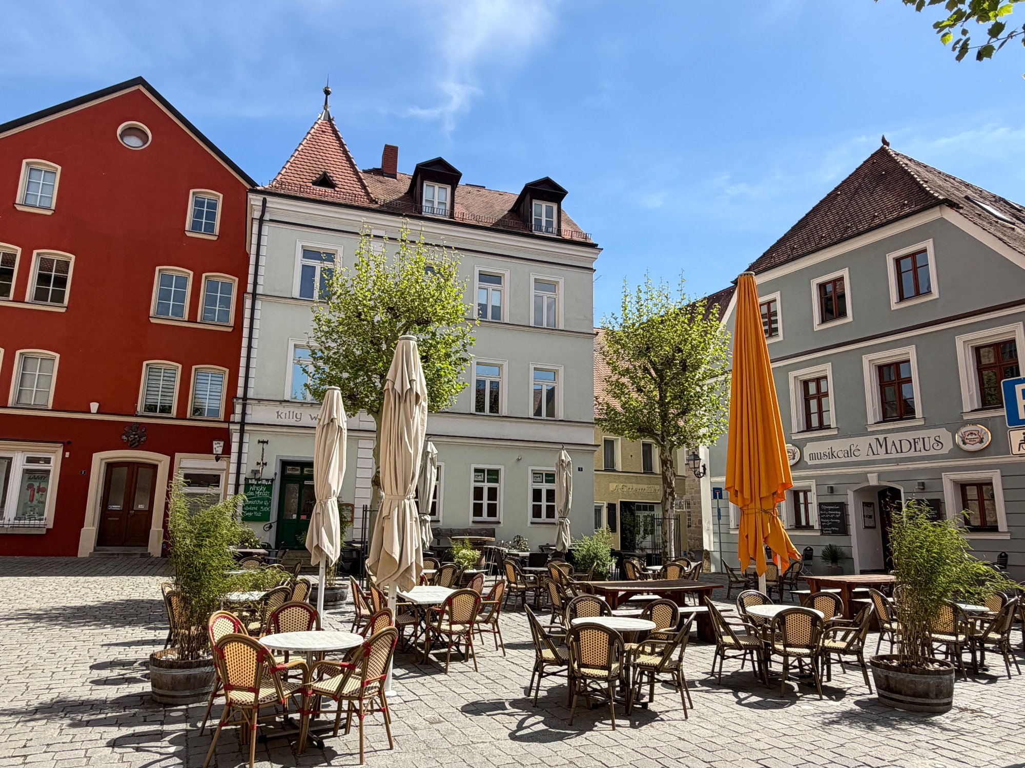 Charming squares 