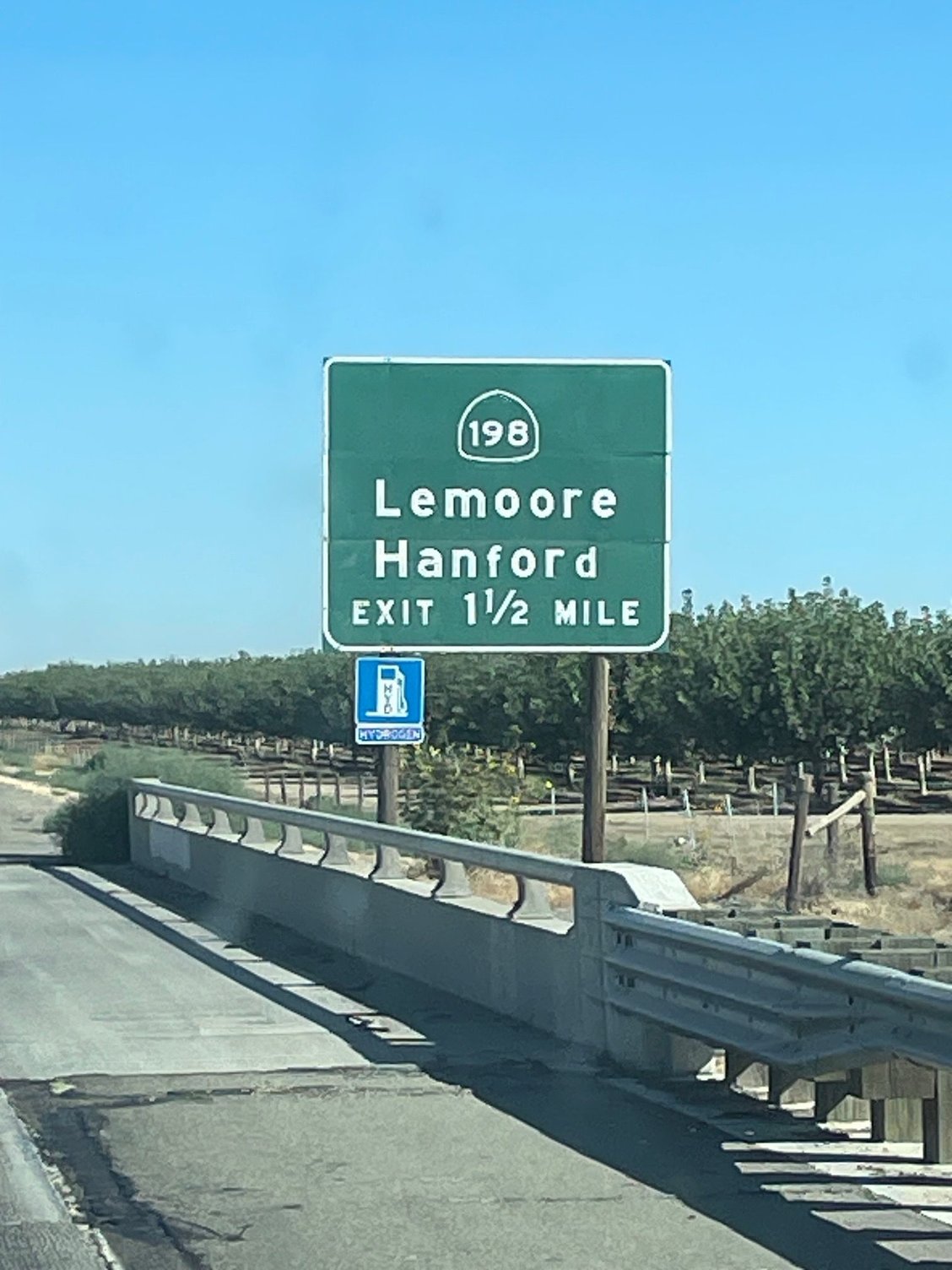 When I was a 19 year old kid from Michigan I came to California to serve in the Air Navy.  California, my dream. Only to be dropped into the largest agriculture area in the state.  No Beach Boys, no beach, no blondes, no bikinis!  Only the local Portuguese farmers...with some pretty daughters.