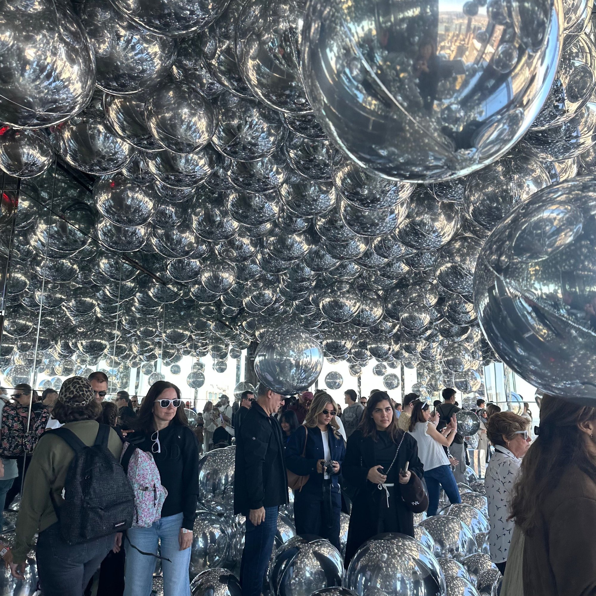 Helium Balloon room in the One Summit Vanderbuilt experience