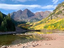The famous Maroon Bells are those high mountains on the left.