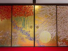 Panel doors at Enko-ji temple