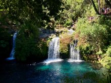 Ojos del Carbugua waterfalls