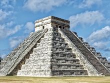 It is always easier  going up than going down,
Coming down at Chichen Itza is a task.
I did my show off stunt of zipping up there,at times skipping stairs 2 ata time..
then coming down, at times I was doing one step at atime verrry slowly and in some places sideways !

By the way the Mexicans call it "Chicken Pizza"