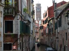 Ponte de Ca' Bernardo gives a view of the campanile of Frari church