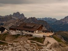 The rifugio and cafe