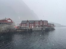 Arriving A I Lofoten snowing