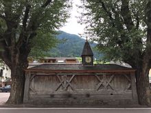 Ortisei bus stop shelter