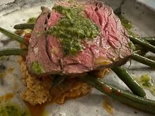 Beef solomillo over wonderful cauliflower chunky puree