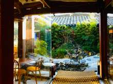 Looking inside one of the cafes in Ikseon-dong.