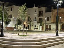 One of several piazza we passed once inside the historic center, which is mostly pedestrianized