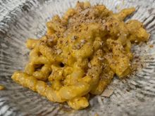 Busiate al pesto Trapanese (almonds, minced raw cherry tomatoes, basil and garlic)