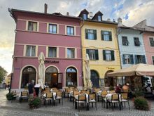 I love the pretty pastel colors