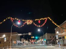 do you think the left side has drooped lower than the right side? Looking south.