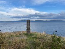 Well monument 