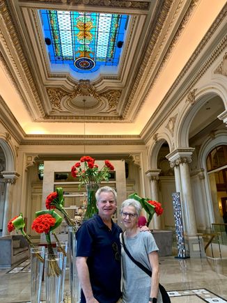 The beautiful hotel lobby 