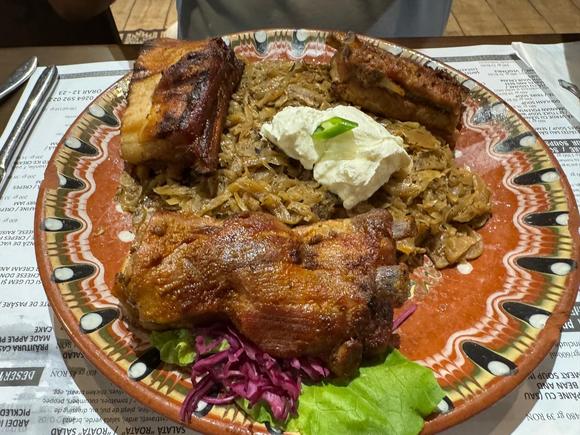 Ed's pork rib with stewed cabbage
