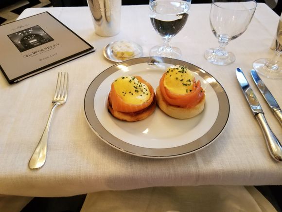 My eggs Benedict with salmon at the Wolseley. The food was good, but I thought the table linens were very cheap. The dining room is interesting, but I would not call it beautiful. Thin,aristocrat 🦌