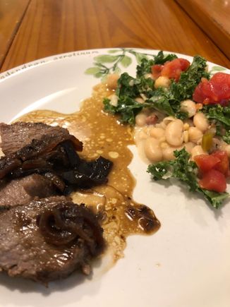 
I love how colorful this is!  I have  diced tomatoes and green chilies sprinkled on top for a little kick :)