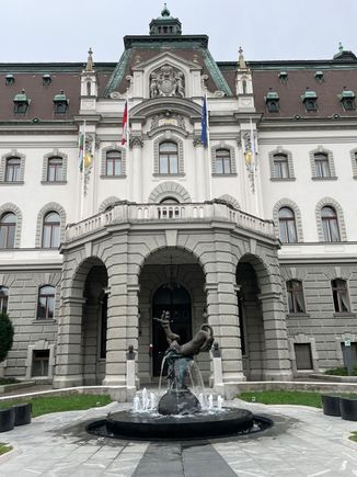 This is the main Administrative Building on Congress Square for the University.  Slovenians pay a boat load of taxes but they have free education and healthcare.  We don't like paying any taxes and our kids have tons of student debt and are sleeping on our couches!  LOL