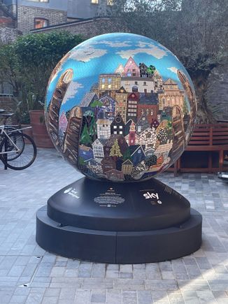 There were 10 globes around London, part of an art exhibit called The World Reimagined., We found 5. This was my favorite by an artist named Alison Turnerand it was mosaics. 