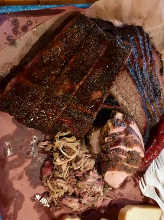 Those “burnt“ ribs in the upper left of this photo were absolutely delicious!