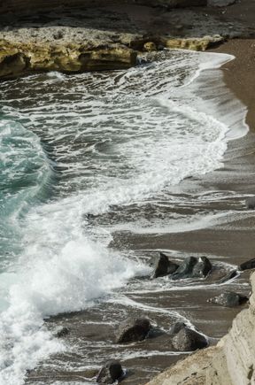 Taxi driver Pippo Cortese (334 341 5747) can be found most days down at Monzu cafe close by the bridge. He took us for a half-day on what he called a 'Hidden Corners' tour. Andiamo!