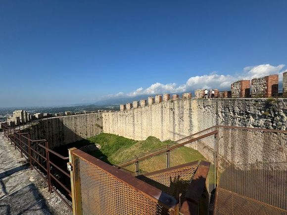 Asolo’s history spans over 2,000 years. Some of it is evident at la Rocca—about 700 steps above town with views across the area and down onto the town, itself