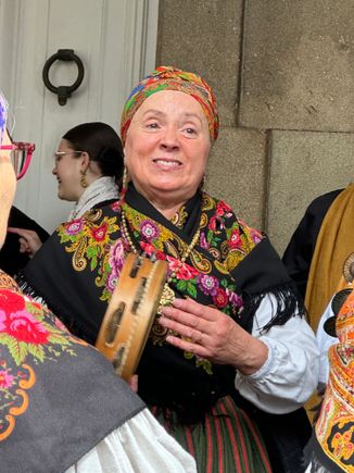 Dia de las Letras Gallegas, aa local holiday where many dress in traditional attire, play music, sing, and march through the streets of the Old Town.  Many shops close on this day.