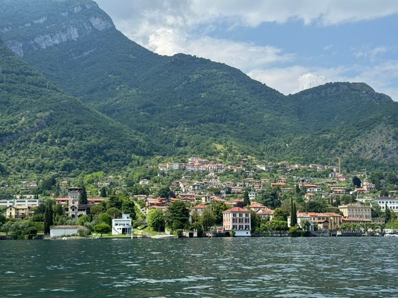More lake views from the ferry 