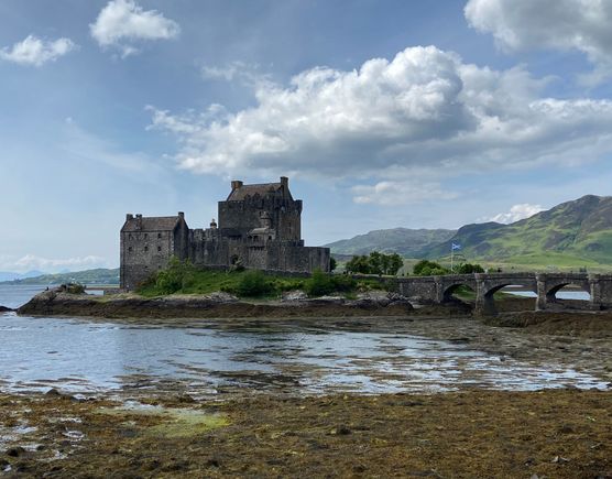 Iconic Eilean Donan photo