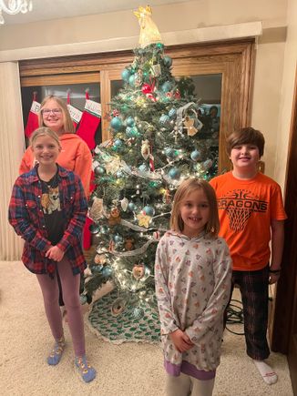 the decoratiing crew.