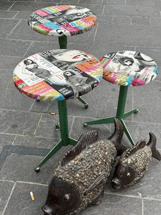 We enjoyed browsing through the flea market