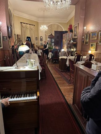 Interior of Kacsa Etterem on the Buda side