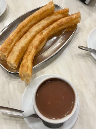 Casa Aranda - the churros look exactly like the cantonese yao tiao