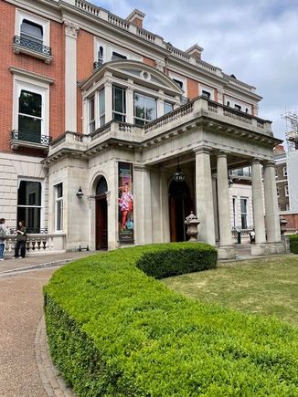 The front of the Wallace House