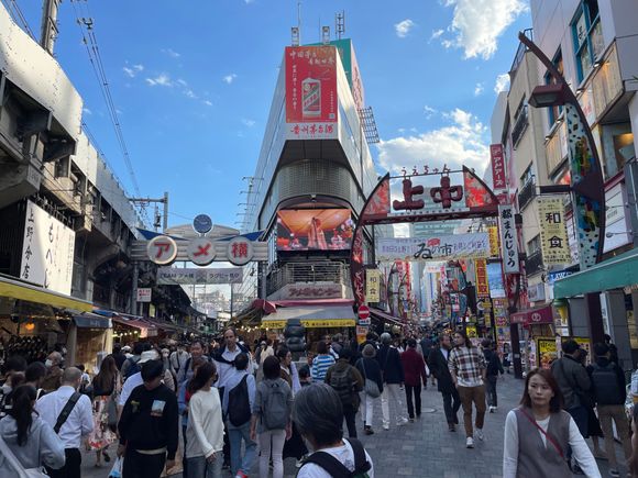 Along the bustling shopping street, Ameyoko