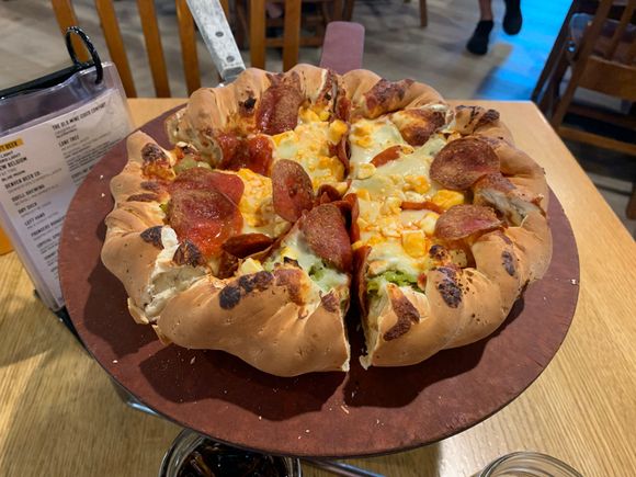 Colorado Style Pizza 
