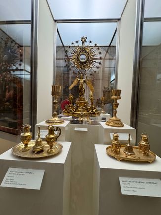 Gold from colonized lands 