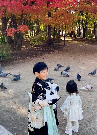 Yohashira-jinja Shrine, this young boy dressed for Sichi-Go-San photos. I always asked for permission from parents before taking photos like this.