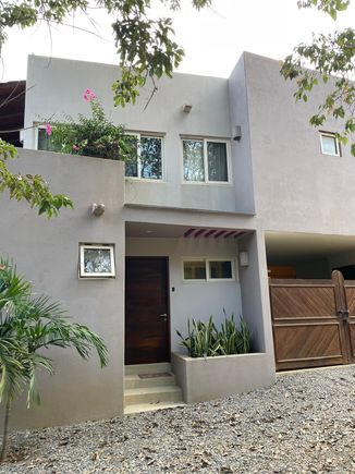 I added this picture before, this is the apartment we stay on the mountain side up from the beach