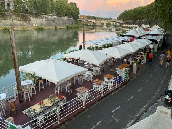 Tiber Riverwalk near Trastevere