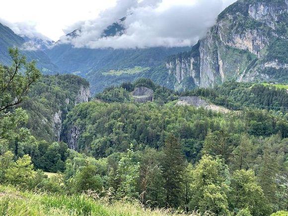 Can make out Aareschlucht 