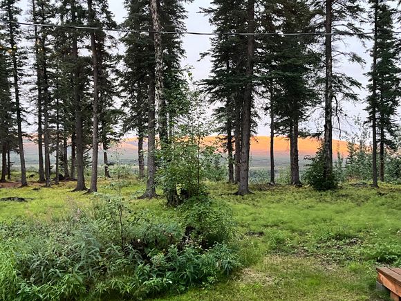 Evening view from our Airbnb... golden sunlight bathing the mountains. Apparently the sun finally came out at 9:50pm 😅