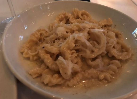 Cacio e pepe-Le Farfalle