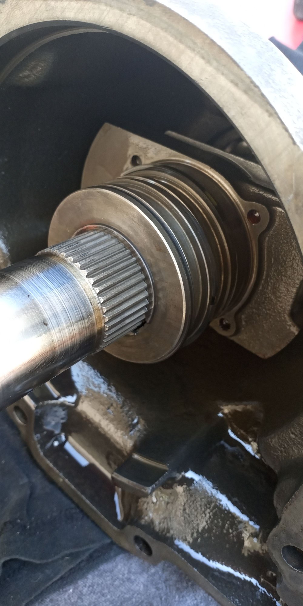 C6 short tail section /output shaft removal and replacement in truck
