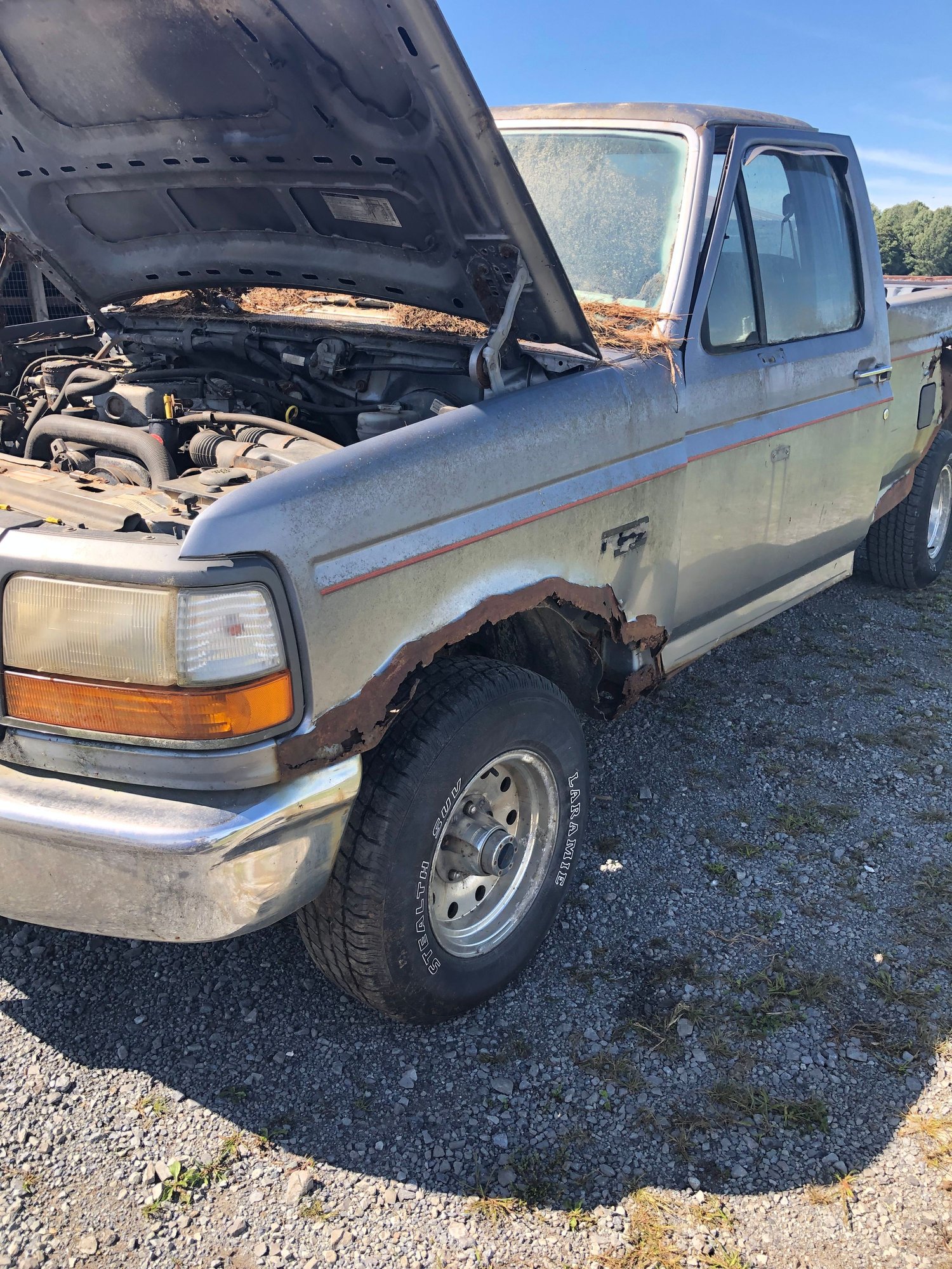 1995 Ford F-150 - Parting out obs ford trucks - Boonville, NY 13309, United States