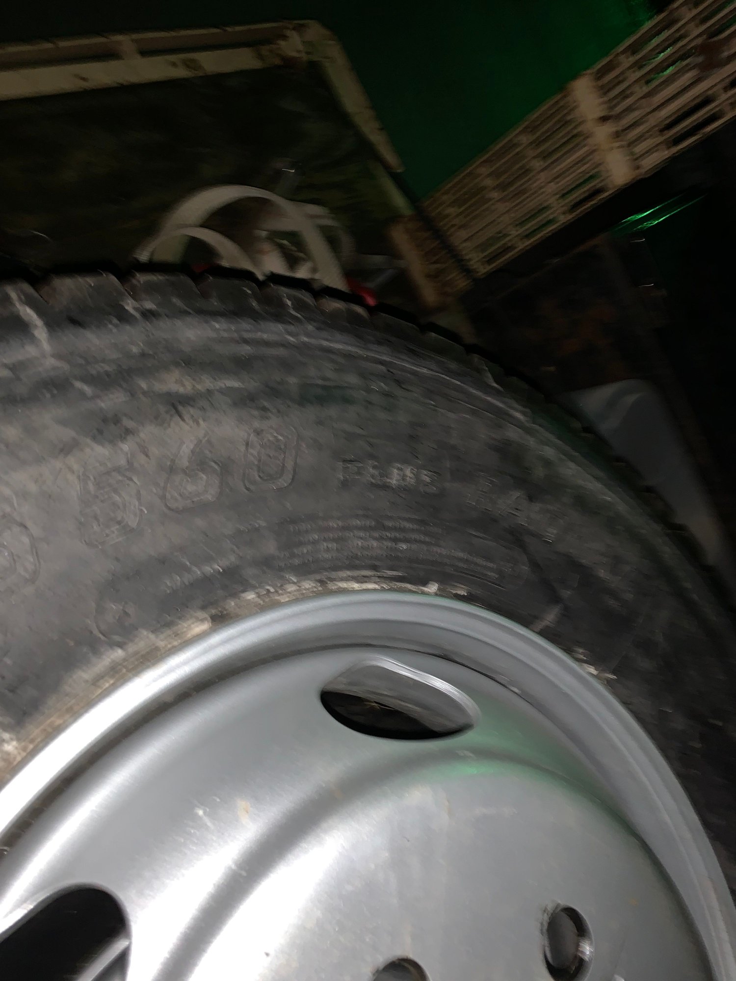 Wheels and Tires/Axles - SIX 10R22.5 New tires and wheels and new lug nuts for 6 lug ford 1960's - New - 0  All Models - Howell, MI 48855, United States